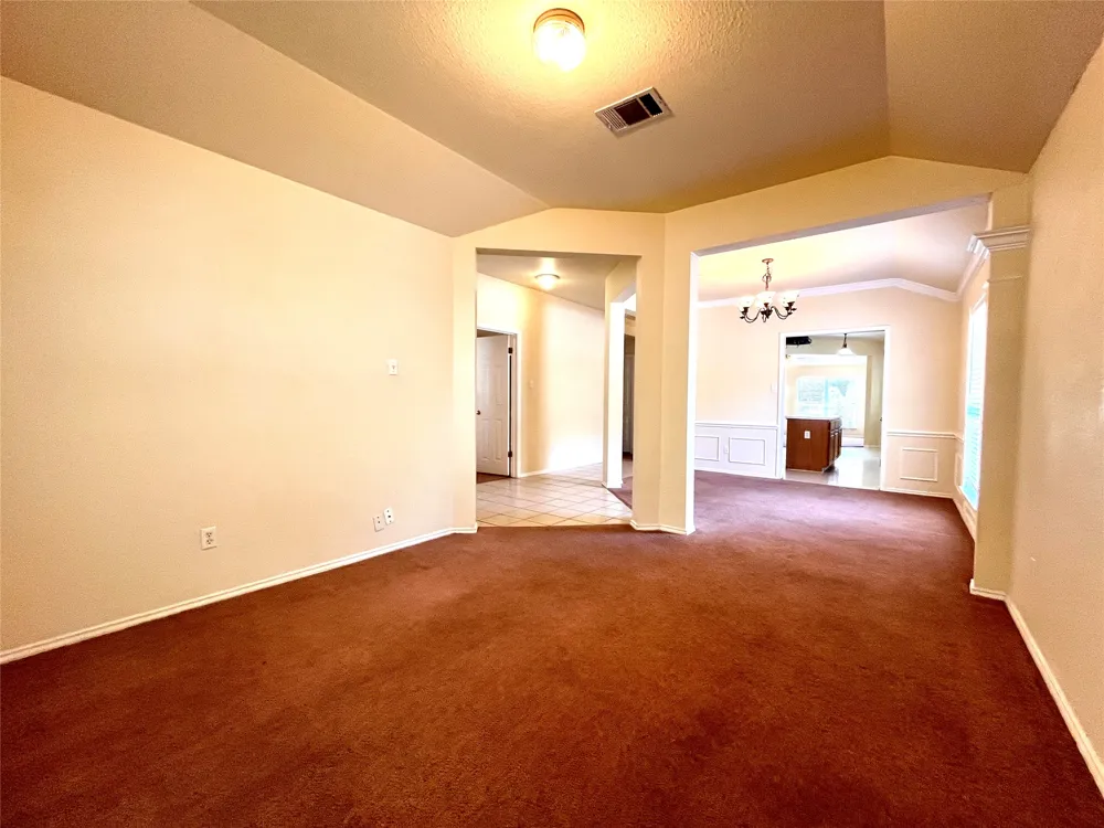 100 Giancarlos Lane Buda, TX 78610