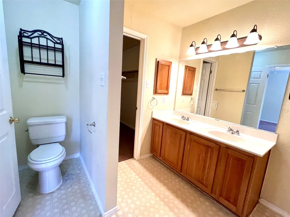 100 Giancarlos Lane Buda, TX 78610
