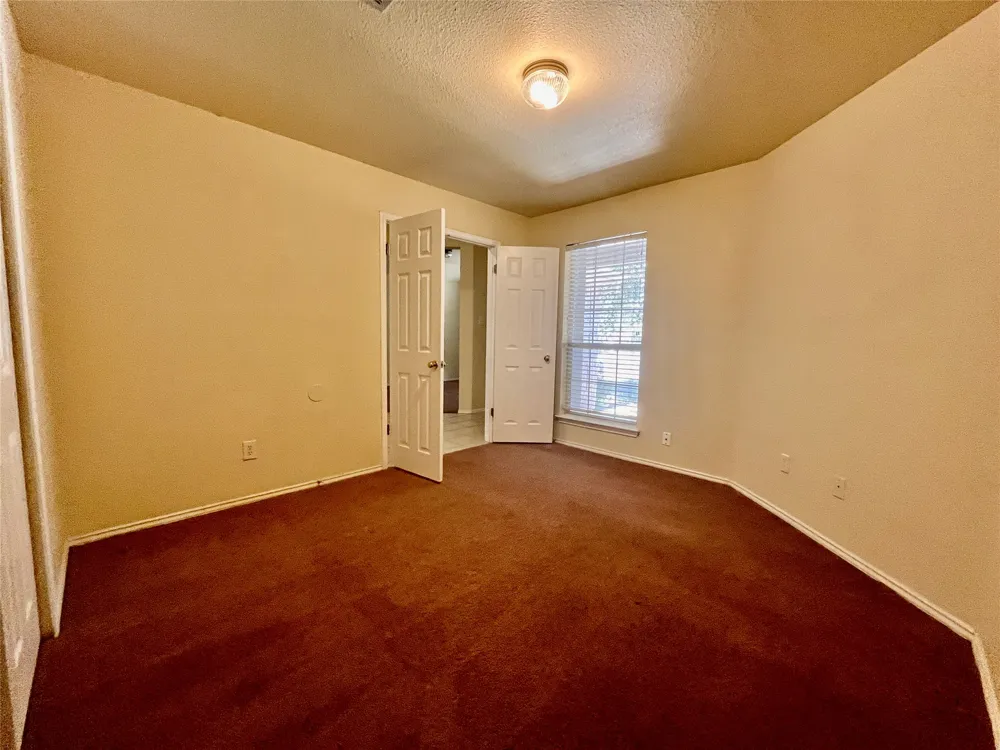 100 Giancarlos Lane Buda, TX 78610