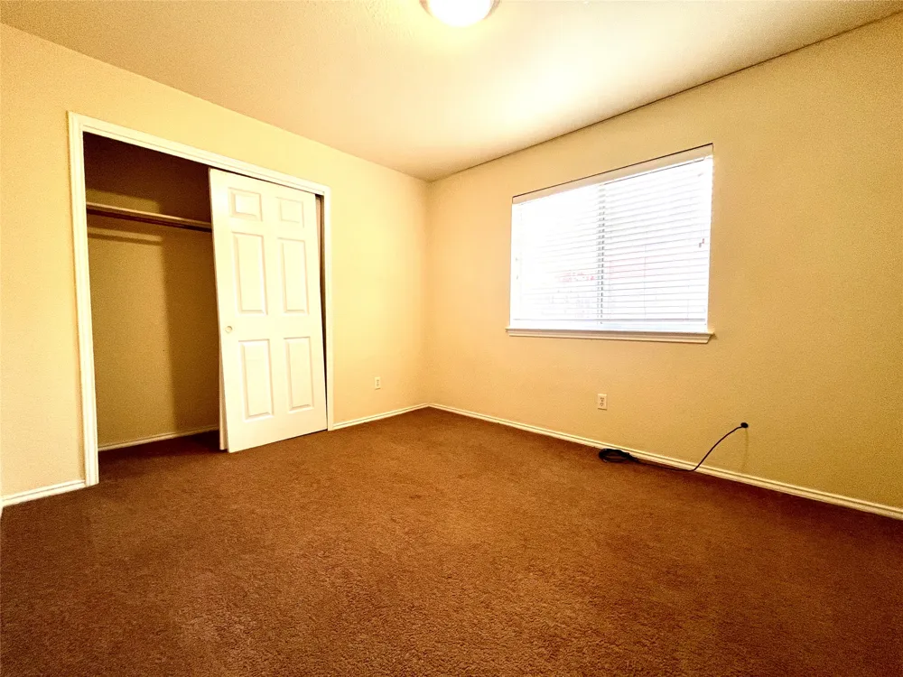 100 Giancarlos Lane Buda, TX 78610