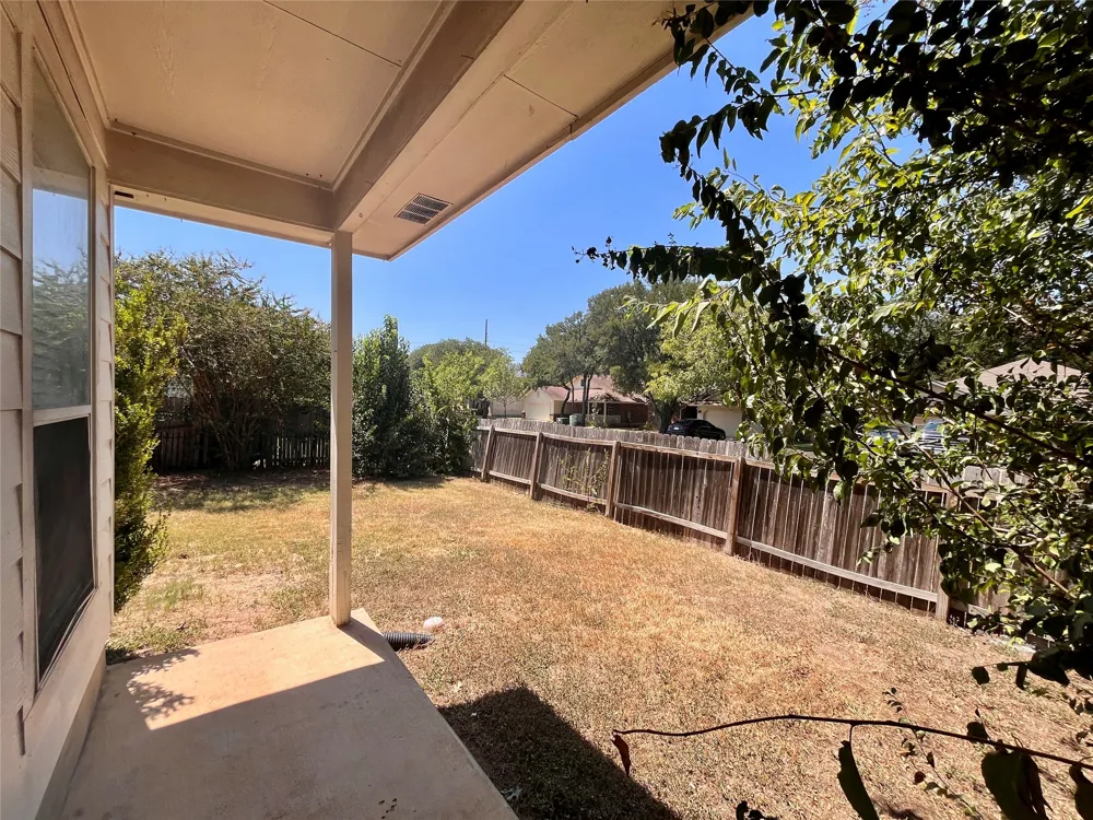 100 Giancarlos Lane Buda, TX 78610