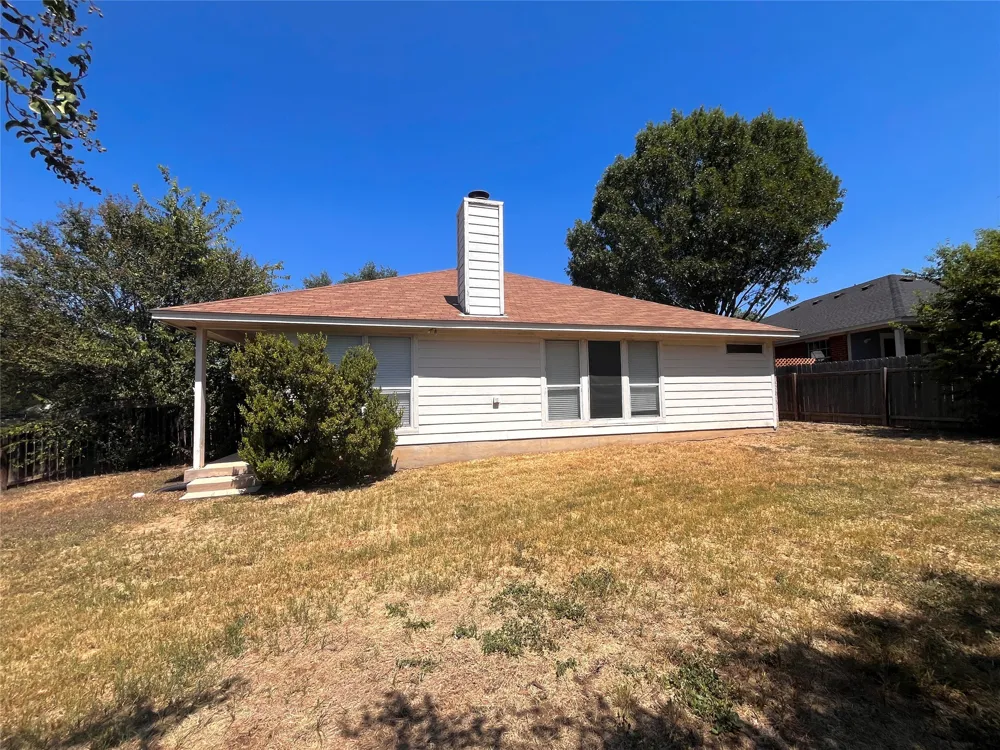 100 Giancarlos Lane Buda, TX 78610