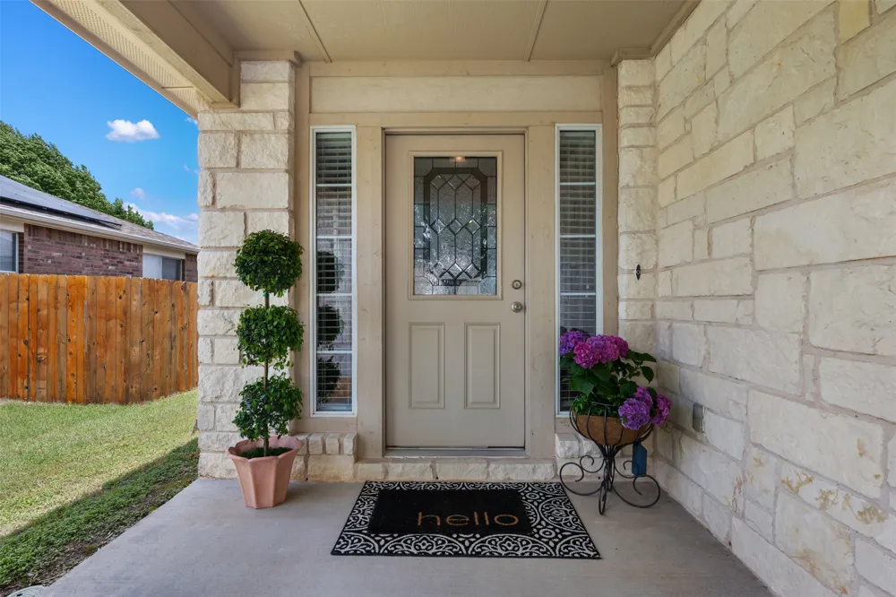 1304 Hensley Drive Leander, TX 78641