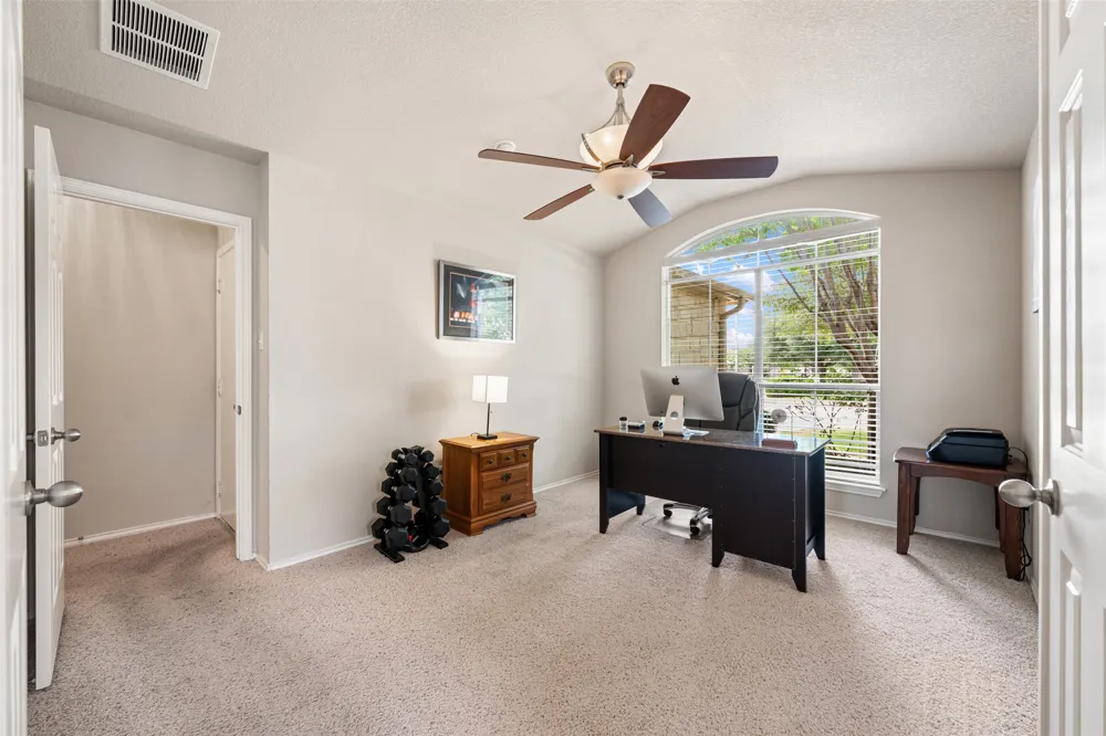1304 Hensley Drive Leander, TX 78641
