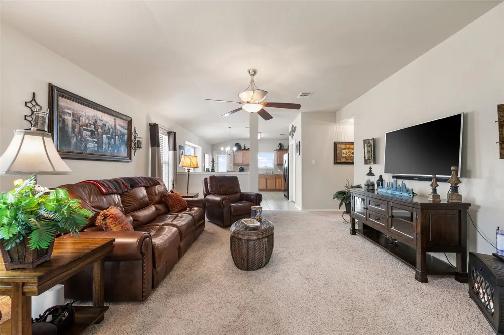 1304 Hensley Drive Leander, TX 78641