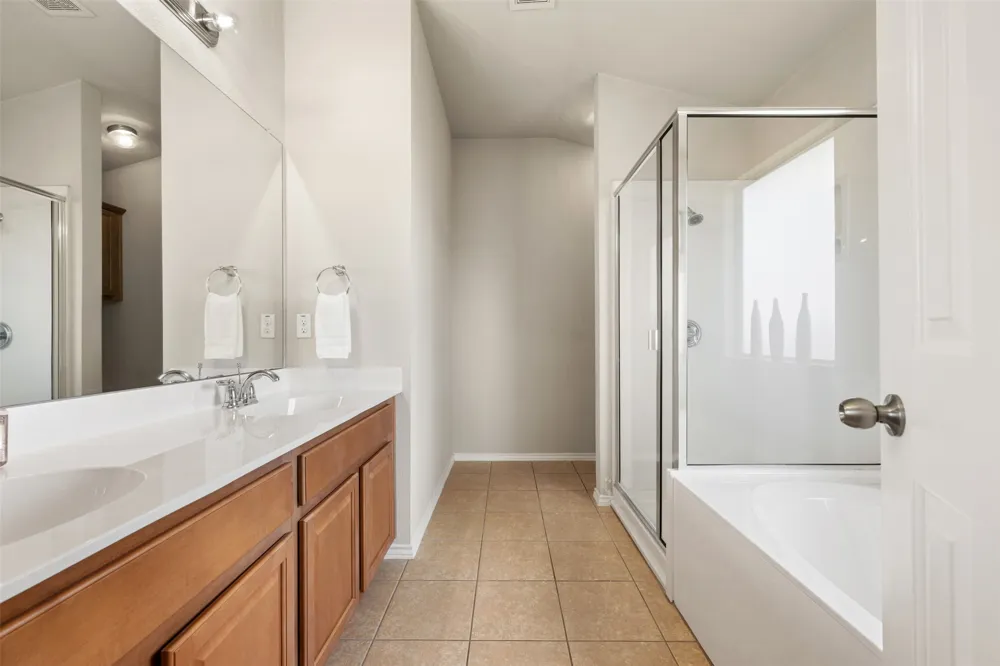 1304 Hensley Drive Leander, TX 78641