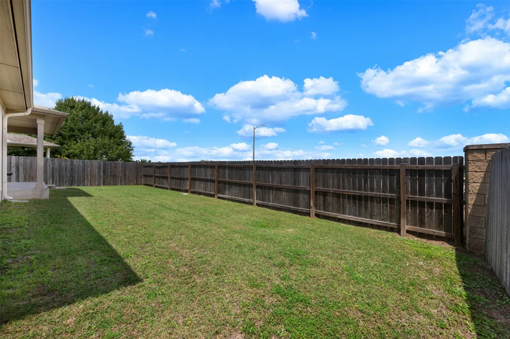 1304 Hensley Drive Leander, TX 78641