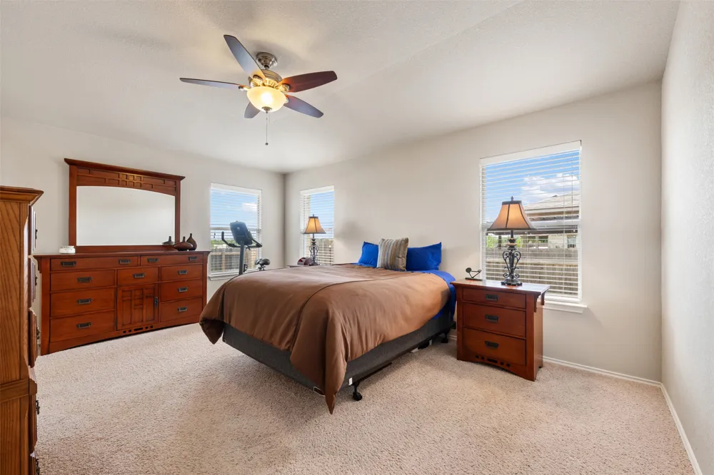 1304 Hensley Drive Leander, TX 78641