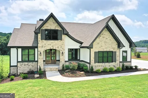 810 North Hampton WAY