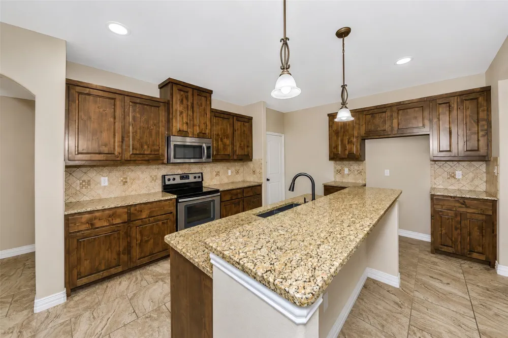 173 Whitetail Drive Willow Park, TX 76008
