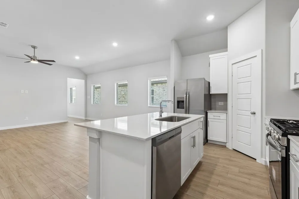 804 Knox River Drive Princeton, TX 75071