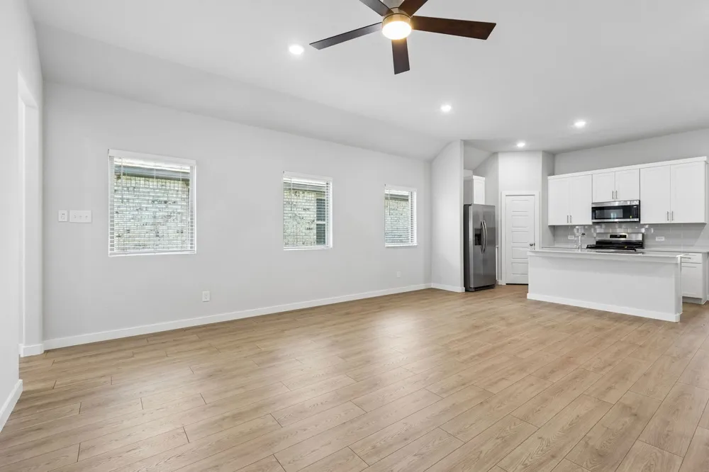 804 Knox River Drive Princeton, TX 75071
