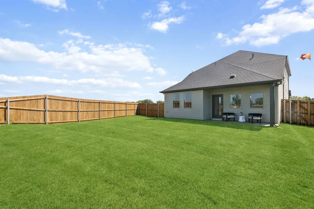 812 Knox River Drive Princeton, TX 75071
