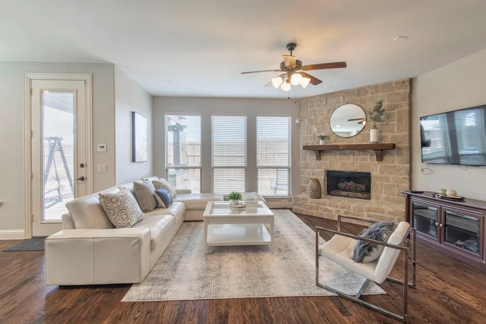 10205 Savoy Drive Plano, TX 75025