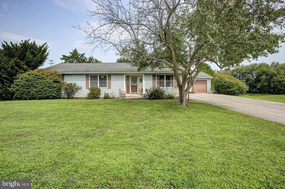 16 EASY STREET Littlestown, PA 17340