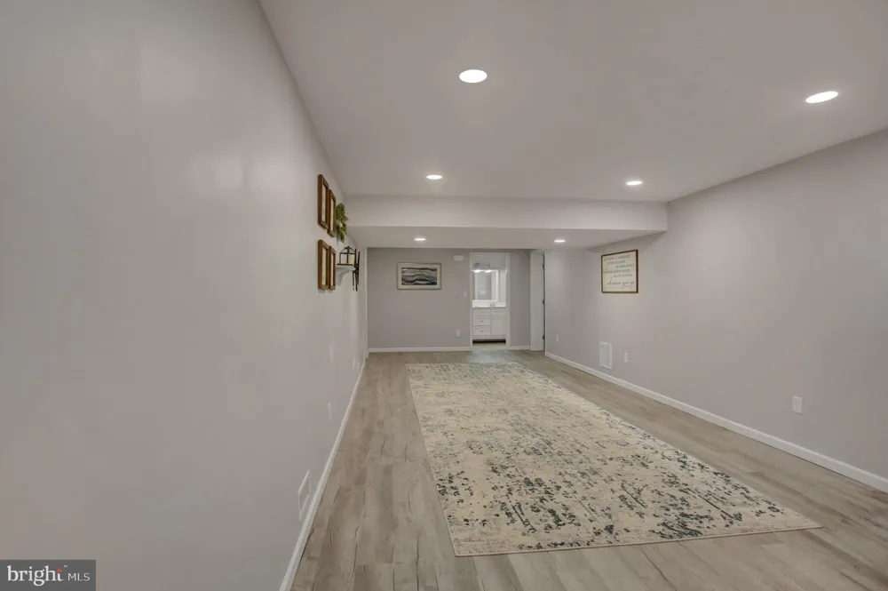 16 EASY STREET Littlestown, PA 17340