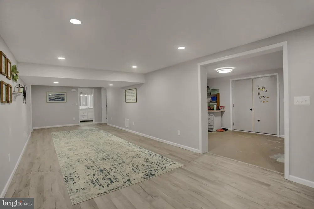 16 EASY STREET Littlestown, PA 17340