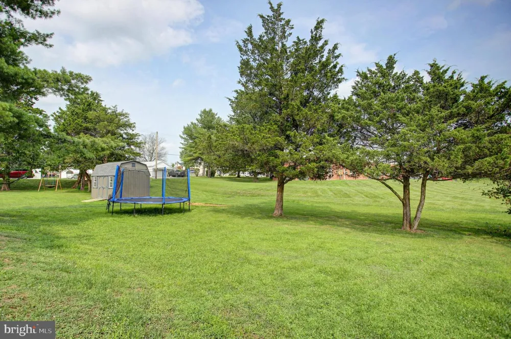 16 EASY STREET Littlestown, PA 17340