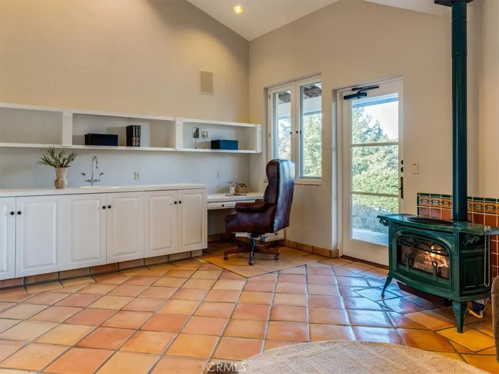1220 Bassi San Luis Obispo, CA 93405