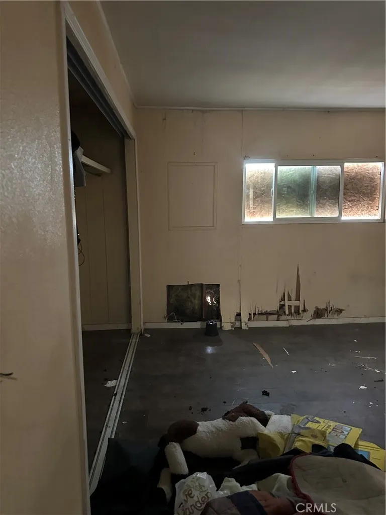 27702 Van Buren Menifee, CA 92585