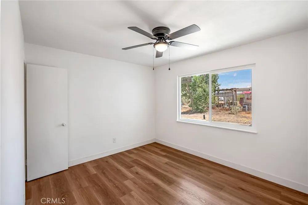21932 Standing Rock Avenue Apple Valley, CA 92307