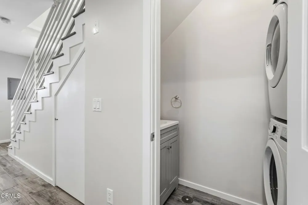 6721 Vineland Avenue North Hollywood, CA 91606