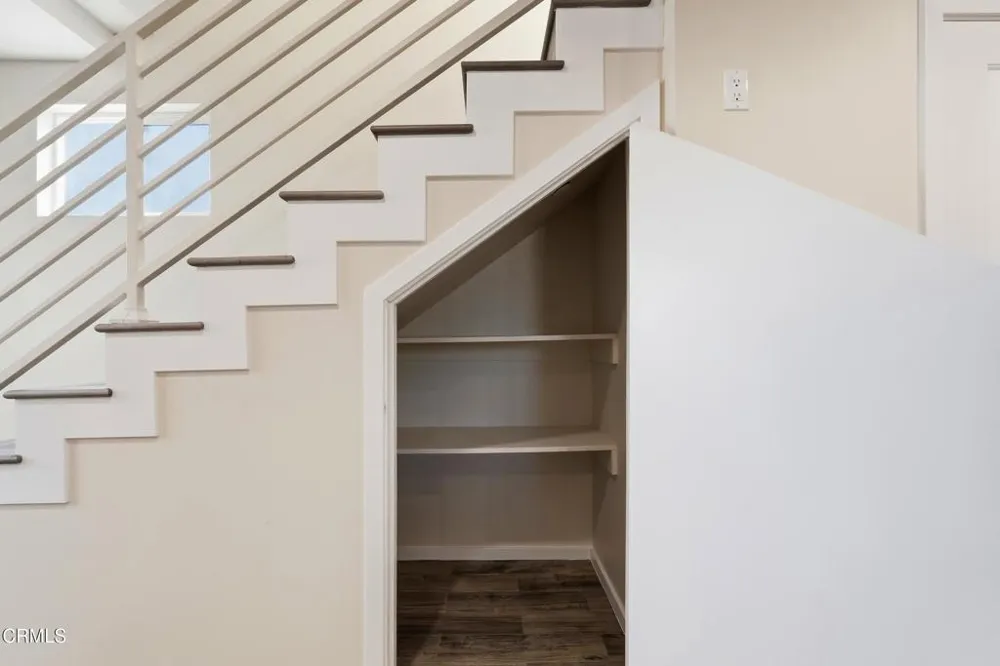 6721 Vineland Avenue North Hollywood, CA 91606