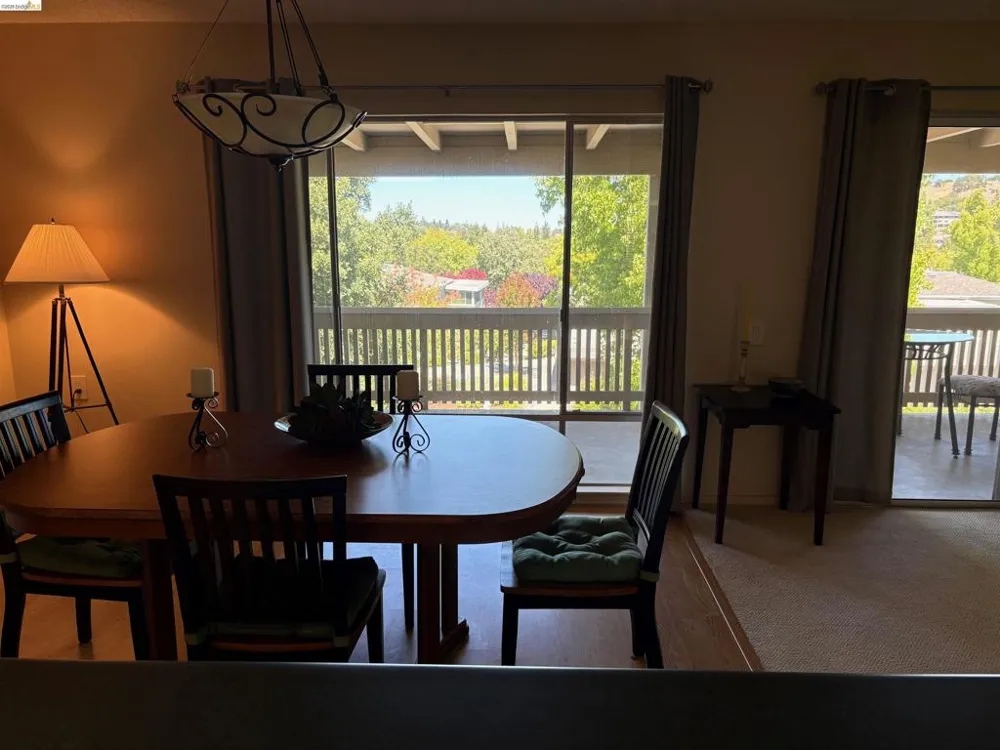 1500 Rockledge Ln #5 Walnut Creek, CA 94595