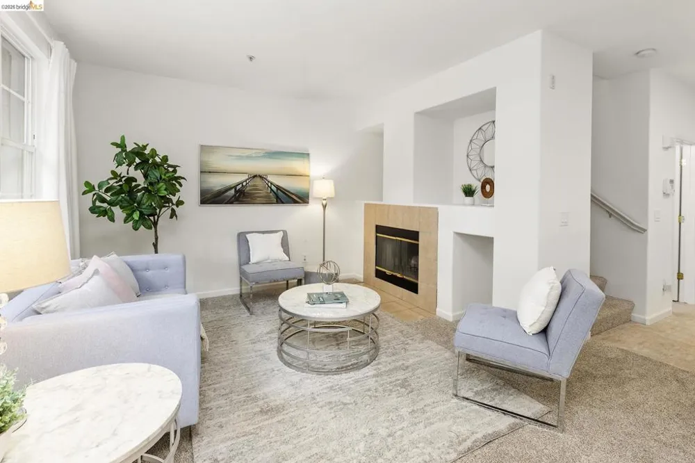 710 City Walk Pl #1 Hayward, CA 94541