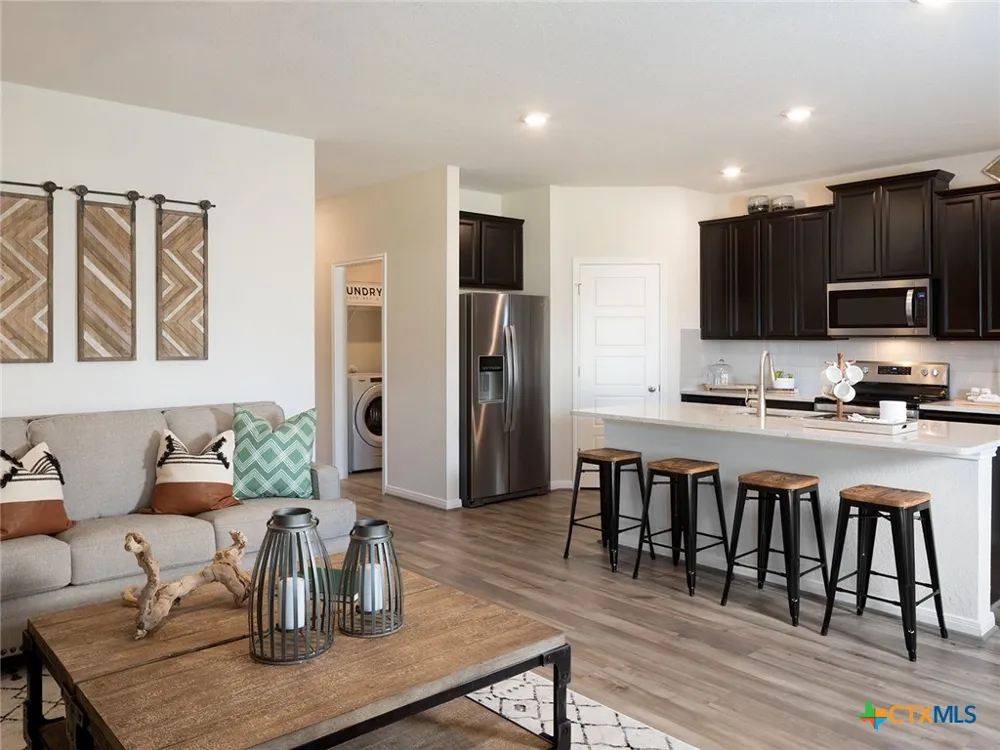 5524 McBride Street Cibolo, TX 78108