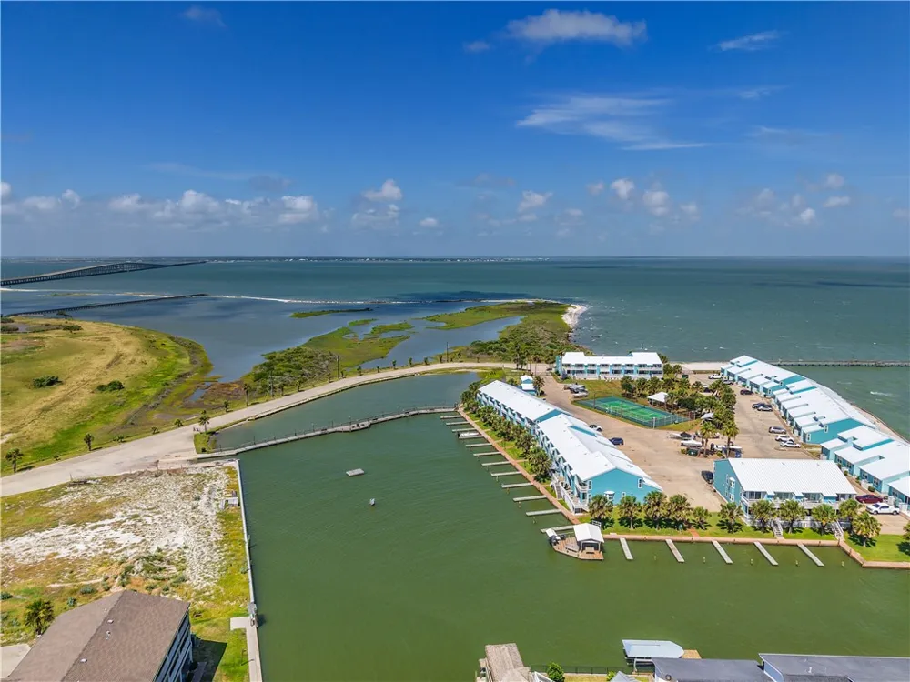 2292 Fulton Beach #502 Rockport, TX 78382