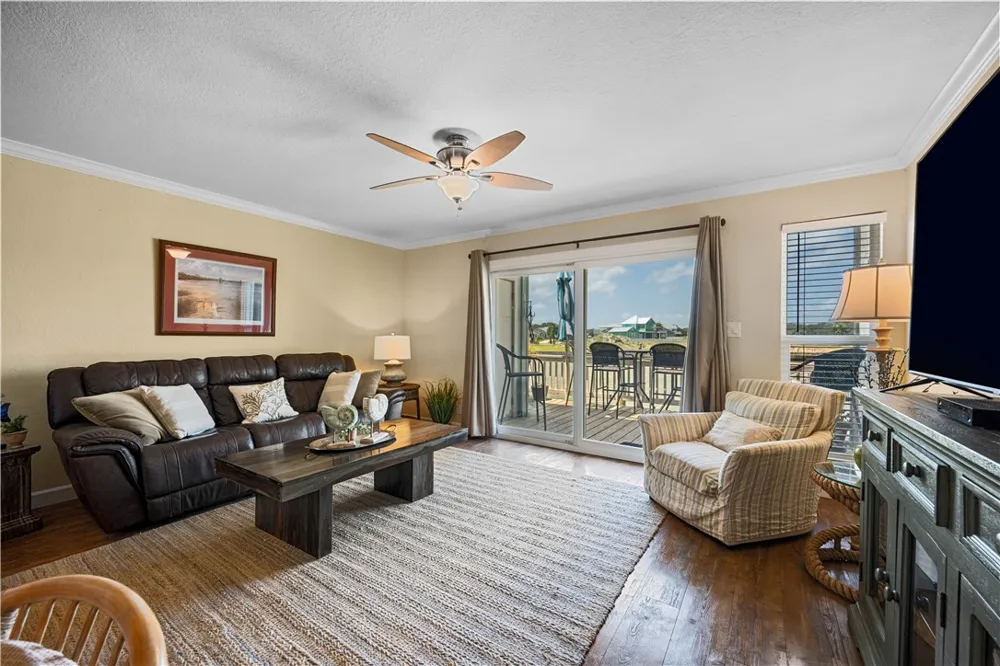 2292 Fulton Beach #502 Rockport, TX 78382