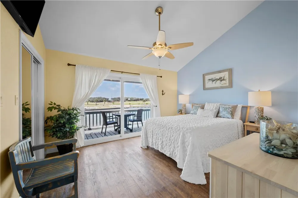 2292 Fulton Beach #502 Rockport, TX 78382