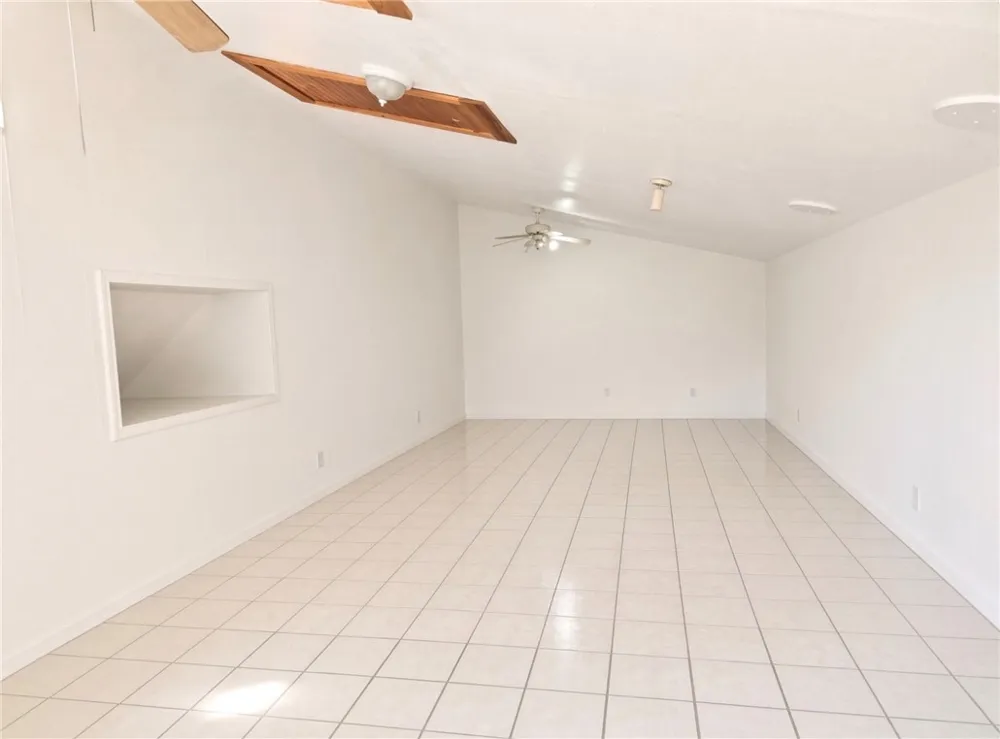 1335 6th Street Corpus Christi, TX 78404