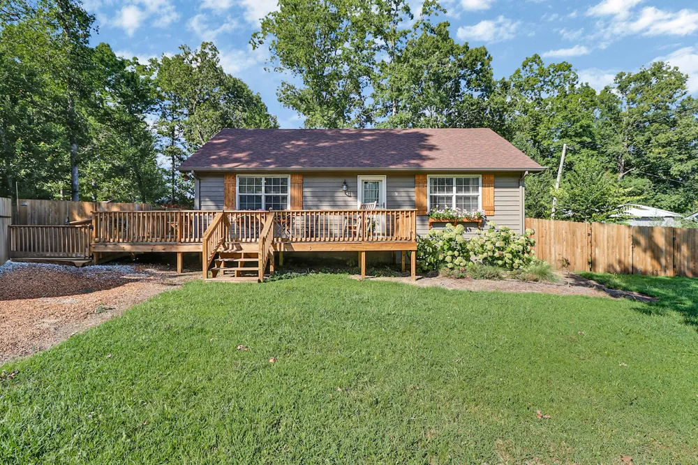 335 Bob White Drive Crossville, TN 38555