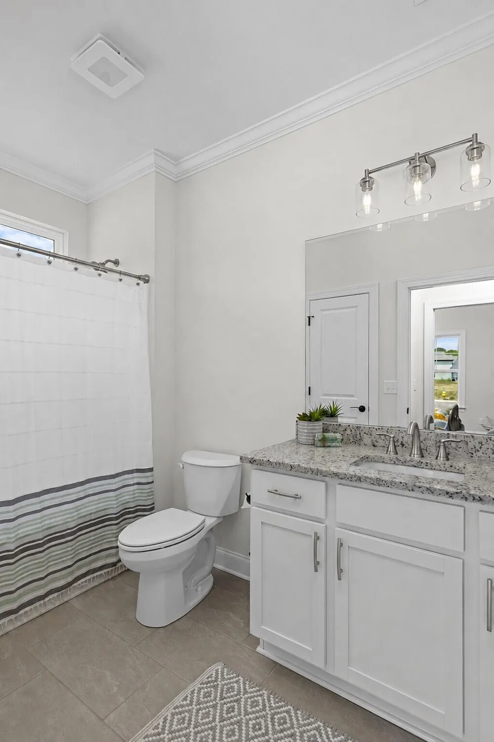 421 Winchester Drive Fort Oglethorpe, GA 30742