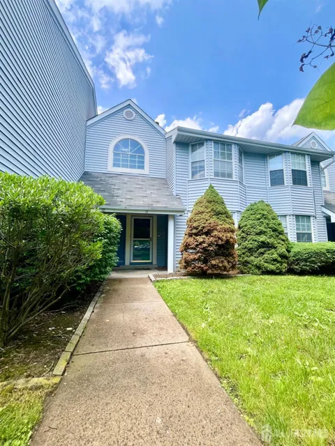 11 Tanglewood Court