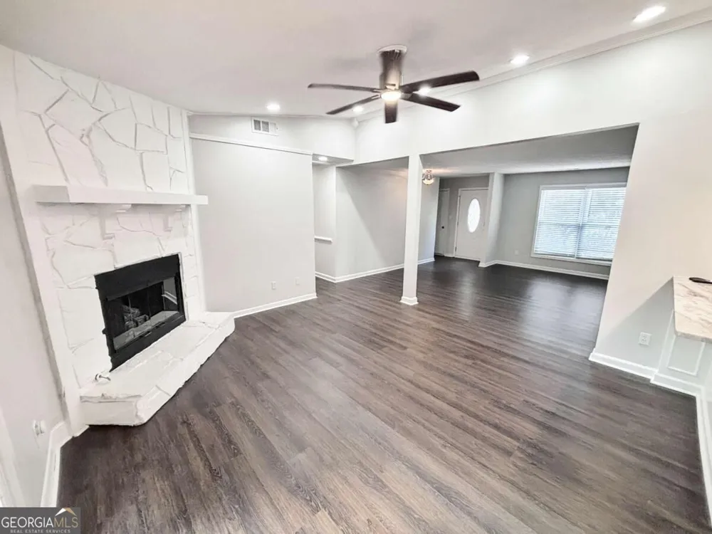 1552 Blackwell RD Marietta, GA 30066
