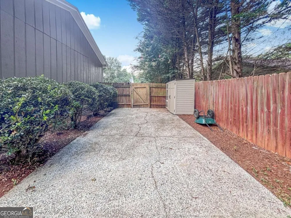 1552 Blackwell RD Marietta, GA 30066