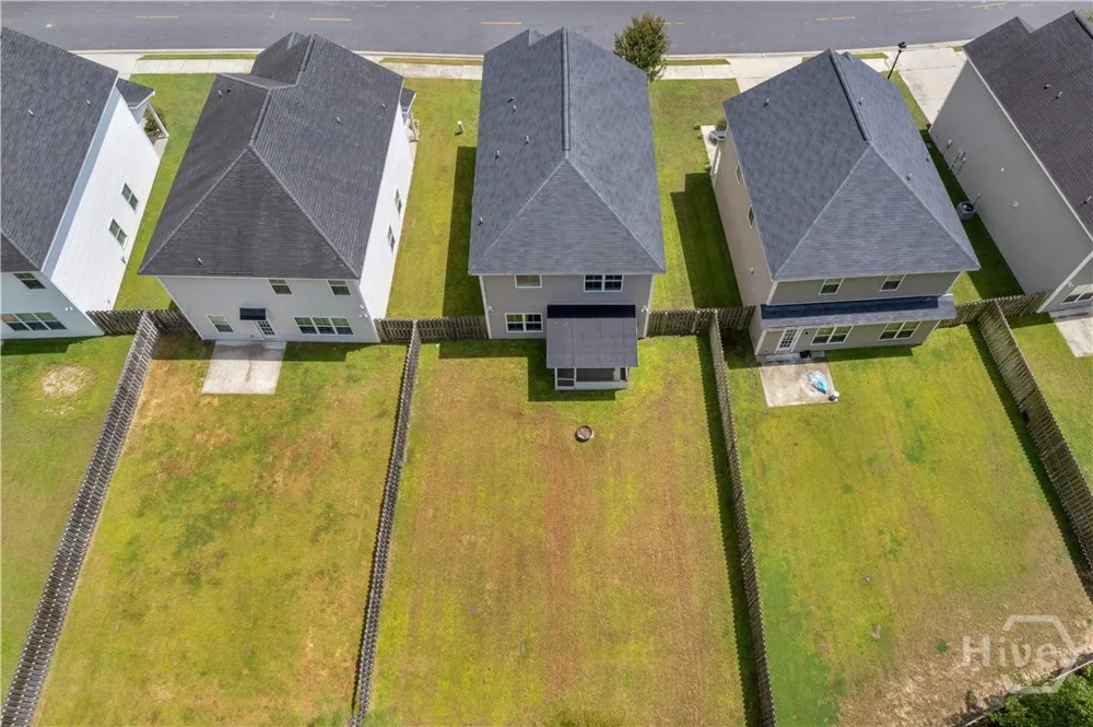 729 Fairview Circle Hinesville, GA 31313