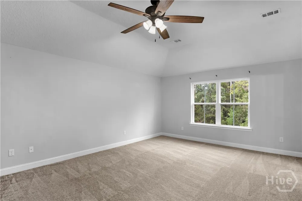 729 Fairview Circle Hinesville, GA 31313