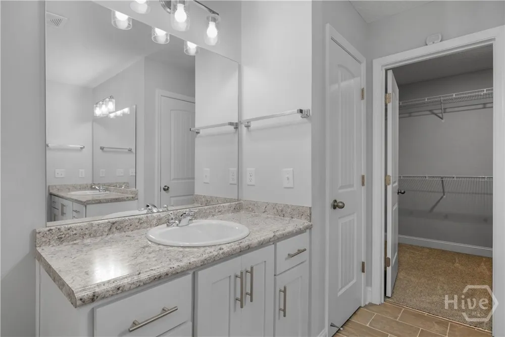 729 Fairview Circle Hinesville, GA 31313