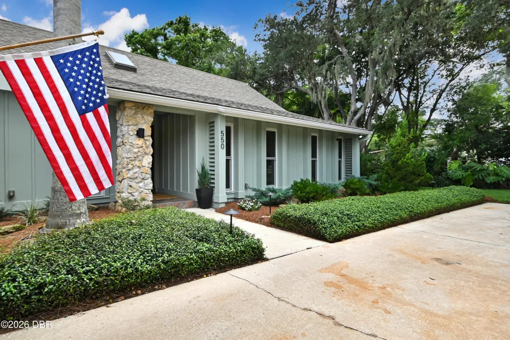 550 Bottlebrush Court New Smyrna Beach, FL 32168