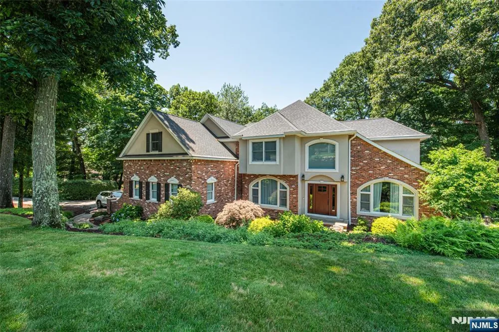 93 Coventry Way Ringwood, NJ 07456