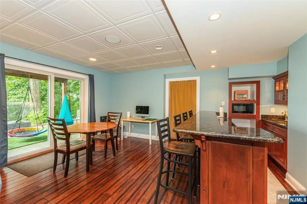 93 Coventry Way Ringwood, NJ 07456