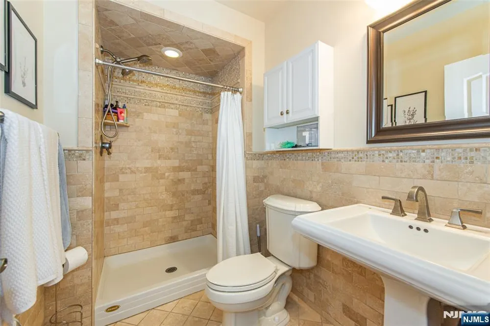 93 Coventry Way Ringwood, NJ 07456