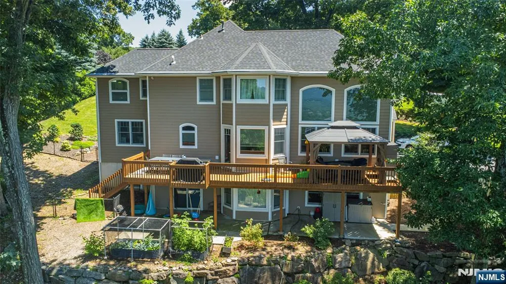 93 Coventry Way Ringwood, NJ 07456
