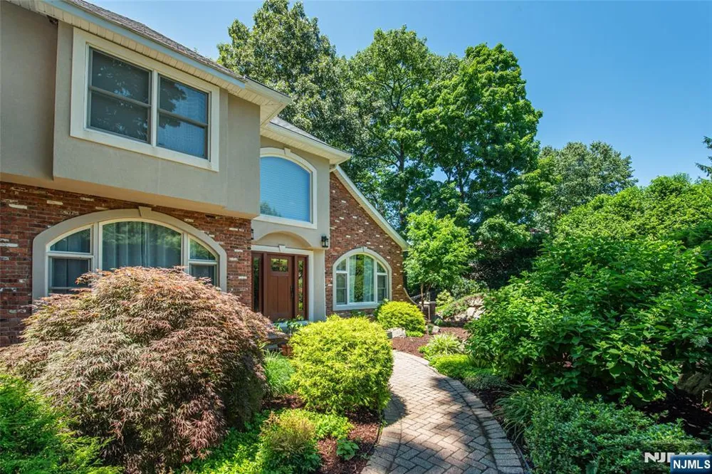93 Coventry Way Ringwood, NJ 07456