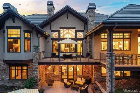 958 Westchester Circle