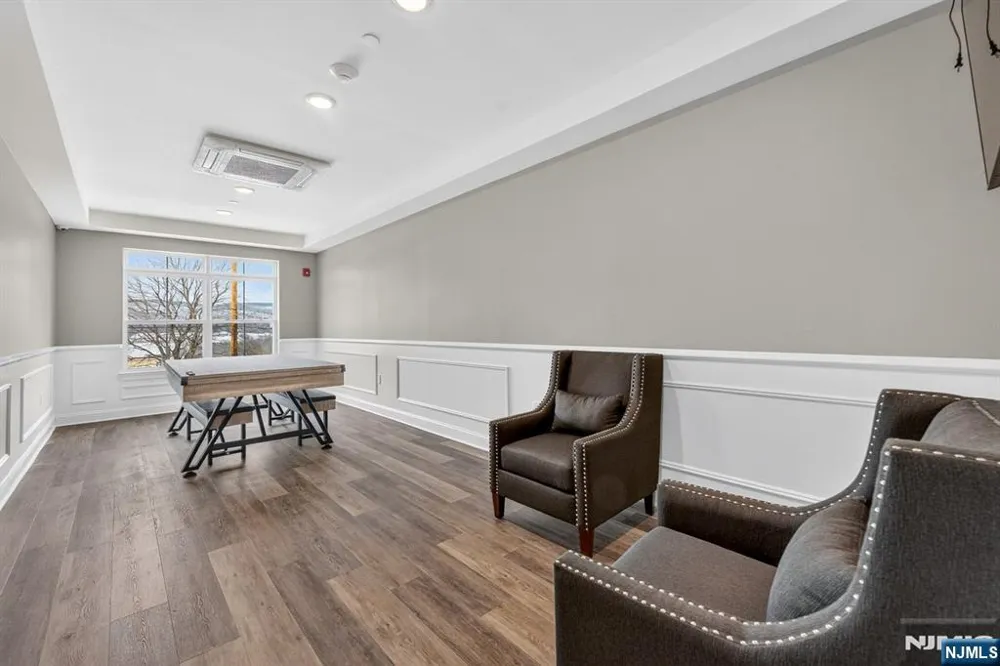 7 Theta Drive 111 Vernon, NJ 07462